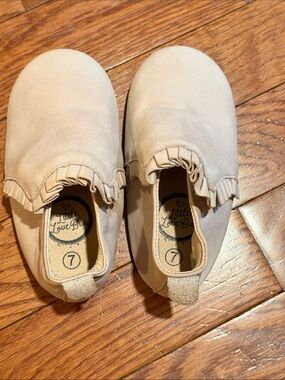 Little Love Bug Mila leather booties size 7